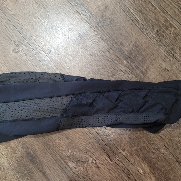 Lululemon leggings - Picture 4 of 6